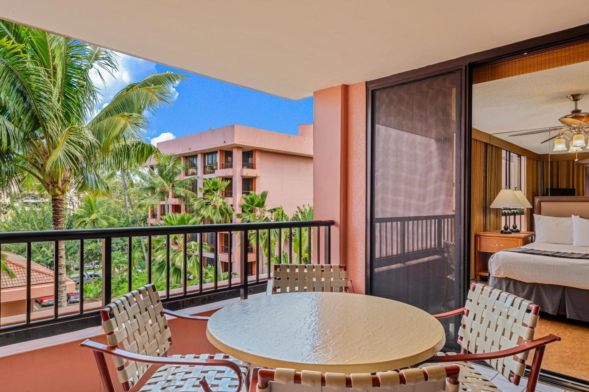 Kahana Falls 3*