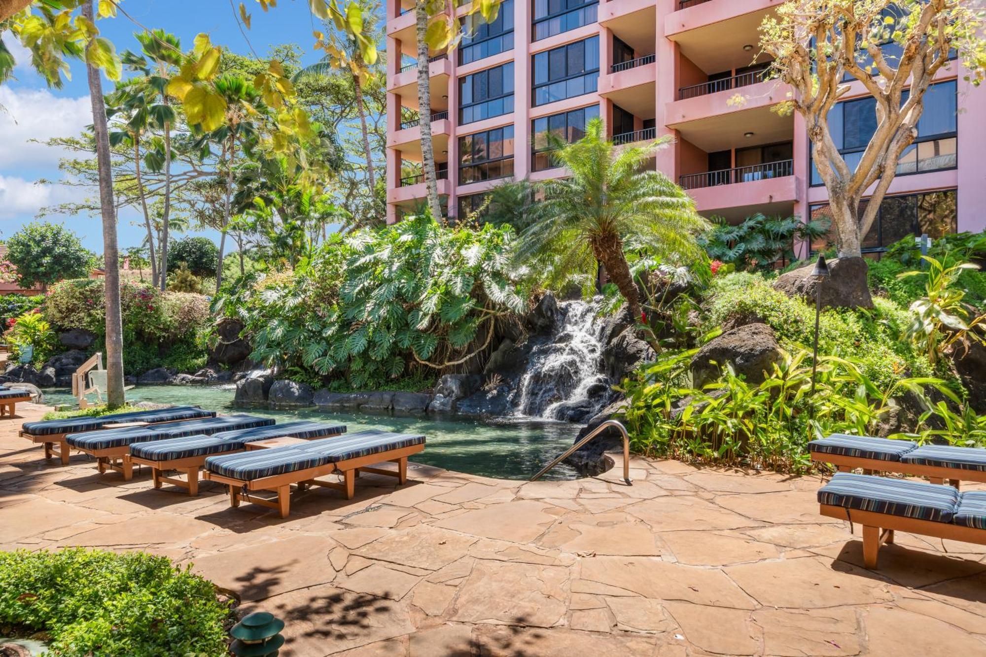 Kahana Falls 3*